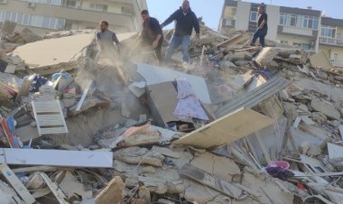 İzmir Seferihisar açıklarında 6,6 büyüklüğünde deprem