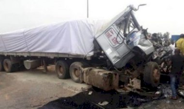 Nijerya'da kamyon pazara girdi: 20 ölü