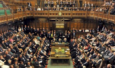 İngiltere'de hükümet Lordlar Kamarası'nda yenilgiye uğradı