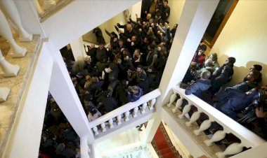 Ermenistan'da Başbakan Paşinyan'ın istifası için protestolar sürüyor