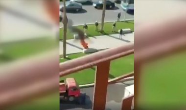 Mısır'da yaşam şartları ve yolsuzluğu protesto eden bir kişi kendini yaktı