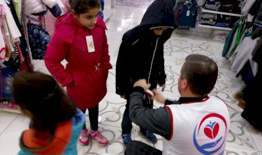 Yetimler Vakfı'ndan 'Bir Bot, Bir Mont' Kampanyası