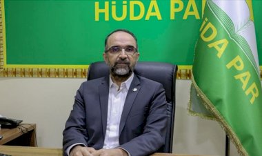 İslam dünyası Avrupa’nın planlı İslam düşmanlığına karşı harekete geçmeli