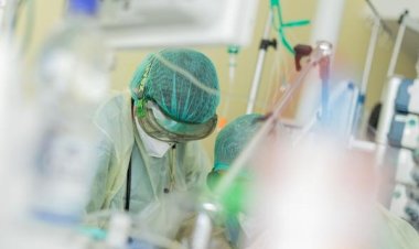 Covid-19 hastalarını 'Acı çekmesin' diye öldüren doktor tutuklandı