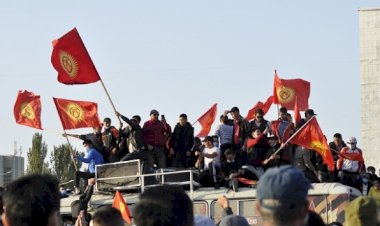 Kırgızistan'da anayasa değişikliği taslağı protesto edildi