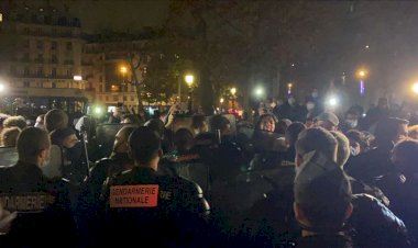 Sığınmacılar ile polis arasında arbede