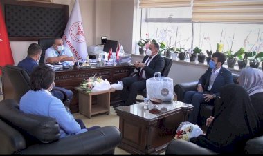 ​HÜDA PAR İstanbul İl Başkanlığından sağlık çalışanlarına moral ziyareti