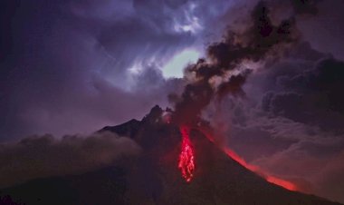 Endonezya'da Ili Lewotolok Yanardağı'nda patlama