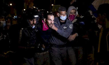 İsrailliler düzenledikleri gösterilerde Netanyahu'nun istifasını istedi