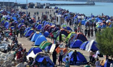 Ege adalarındaki binlerce mülteci çıldırmanın eşiğine geldi