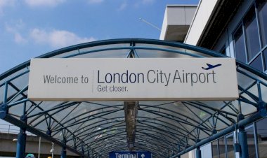 Birçok ülke İngiltere'ye uçuşları durdurdu