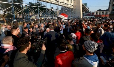 Irak'ta hükümetin yerel paranın değerini düşürmesine tepkiler sürüyor