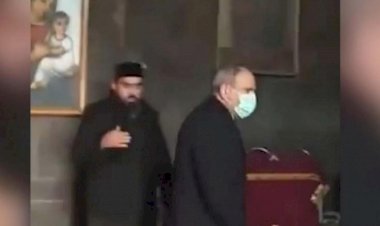 Papaz, Paşinyan'ı kiliseden kovdu