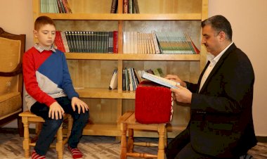 Kur'an aşığı Suriyeli çocuk 8 ayda hafız oldu