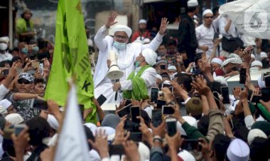 Endonezya'da İslamı Savunanlar Cephesi'nin kapatılması üzerine İslami Birlik Cephesi kuruldu