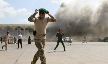 Husiler, Aden Havaalanı'ndaki patlamalardan koalisyon güçlerini sorumlu tuttu