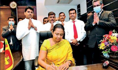 Sri Lanka Sağlık Bakanı: Kovid-19'dan ölenlerin cesetlerini yakmaya devam edeceğiz