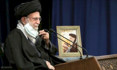 İran dini lideri Ayetullah Hamaney ABD ve İngiliz aşılarının İran'a girişini yasakladı