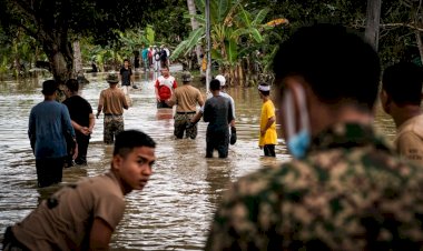 Malezya'daki sel baskınları sürüyor: 8 ölü, 48 bin tahliye
