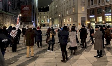 Avusturya’da Müslümanların haklarını kısıtlayacağı düşünülen 'terörle mücadele yasa tasarısı'na protesto