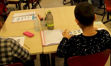 Hollanda'da ilkokullardaki İslamofobik eğitim materyalleri Müslümanların tepkisini çekti