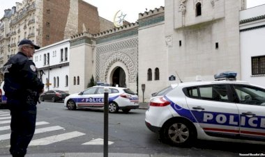 Fransa'da Müslümanları hedef alan tasarı komisyondan geçti