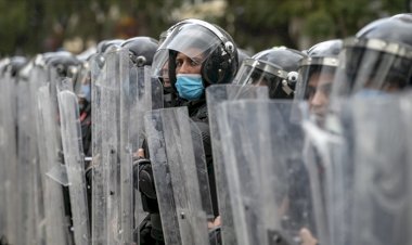 Tunus'ta ordu birlikleri Sbitla beldesindeki protestolar nedeniyle sokaklarda konuşlandı