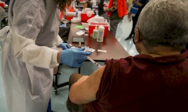 ABD'de Kovid-19 aşısı yapılan beyazların oranı, siyahi ve Latinlerin iki katı