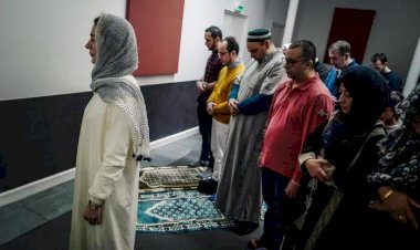 Fransa’daki Müslüman otoritelerden 'Fransa İslam'ı' projesine tepki