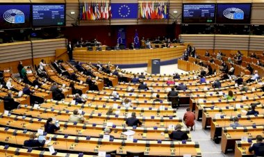 Avrupa Parlamentosu, 672,5 milyar avroluk Kovid-19 kurtarma fonunu onayladı