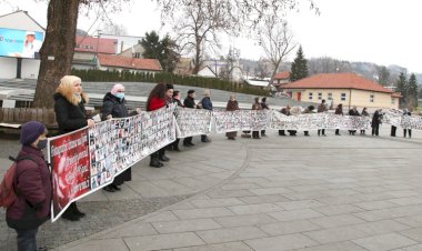 Srebrenitsa anneleri kayıp yakınlarının artık bulunmasını istiyor