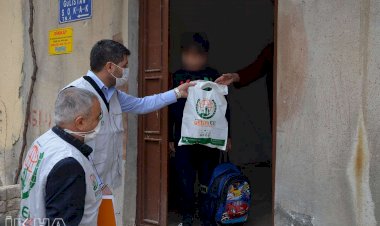 Avrupa Yetim Eli Diyarbakır'da yetimlerin yüzlerini güldürdü