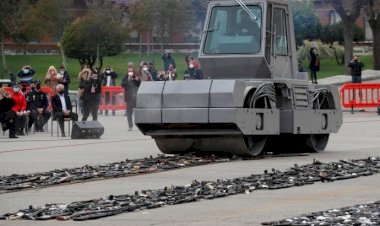 İspanya, ETA ve GRAPO'dan ele geçirilen silahları imha etti