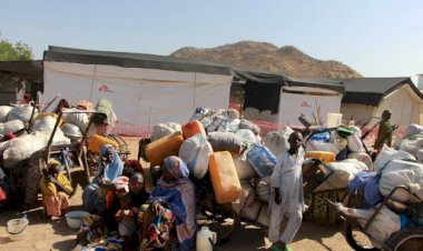 Nijerya'da silahlı saldırılar nedeniyle bir yılda çoğunluğu çocuk ve kadın 27 bin kişi yerinden edildi