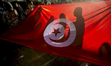 Tunus Nahda Hareketi: Dünya Müslüman Alimler Birliği şubesine düzenlenen baskın sosyal barışı tehdit ediyor