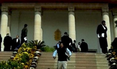 Hindistan'da İslam karşıtı yazara soruşturma başlatıldı