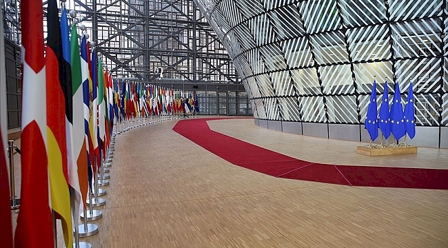 Avrupa Komisyonu 1 Temmuz itibariyle dış sınırların açılmasını önerdi