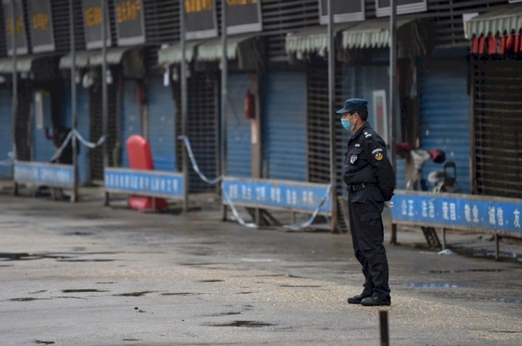 Pekin'de karantina uygulamaları yeniden başladı