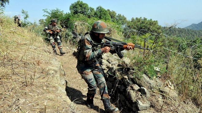Hint ordusu Azad Cammu Keşmir sınırında 4 sivili katletti
