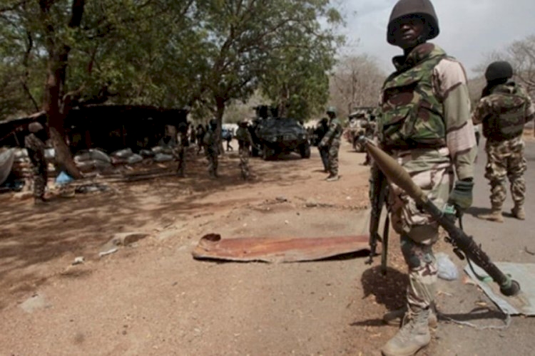Nijerya'da silahlı çete üyesi 46 kişi öldürüldü