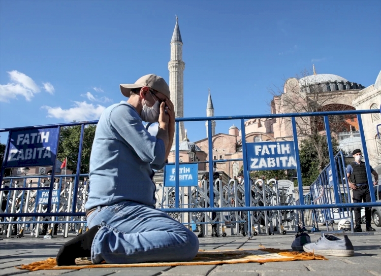 Mimarlar Odası Ayasofya kararını hazmedemedi: İktidar Atatürk ve Cumhuriyetle hesaplaşıyor