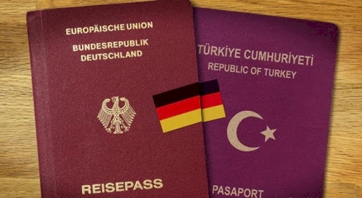 Almanya 1 milyon Türkiyelinin vatandaşlığını iptal etmeye hazırlanıyor