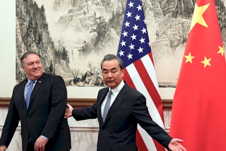 Pompeo: 'Biz Çin'i değiştiremezsek Çin bizi değiştirecek'