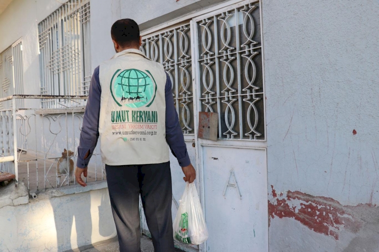 Umut Kervanı bu bayramda da mazlum ve muhtaçları sevindirdi