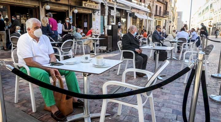 Avrupa'da maske yasağına uymamanın cezası 6 bin avroya kadar çıkıyor