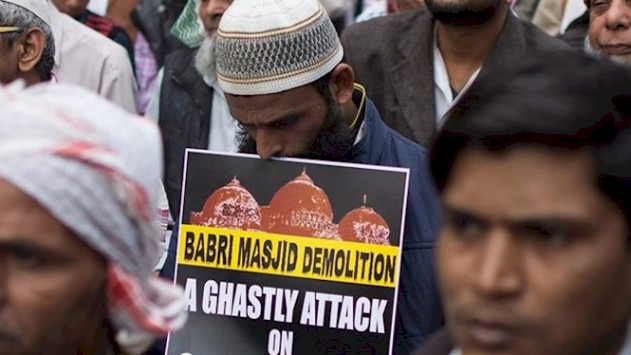 'Babri Camisi yerine Hindu tapınağı yapılması Müslümanları sindirme çabasıdır'