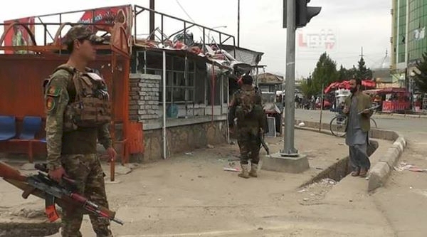 Afganistan'da askeri birliğe saldırı: 7 ölü
