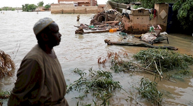 Sudan'da sel nedeniyle acil durum ilan edildi