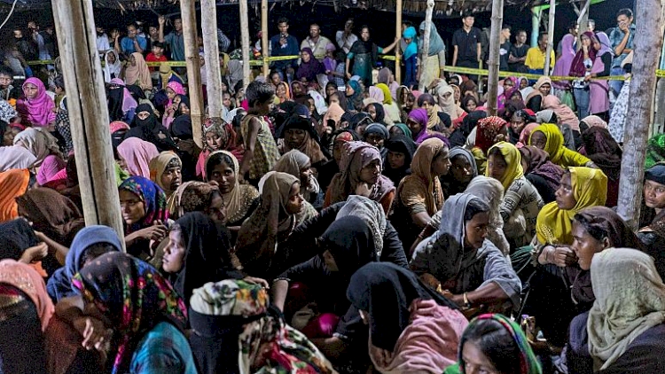 Endonezya'ya ulaşan Rohingyaların 7 aydır denizde oldukları belirlendi