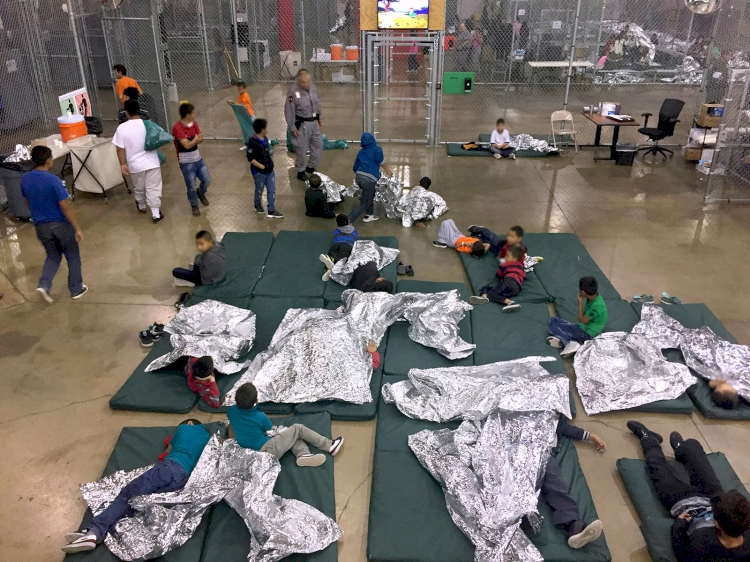 Trump yönetimi 8 bin 800 refakatsiz çocuğu sınır dışı etti